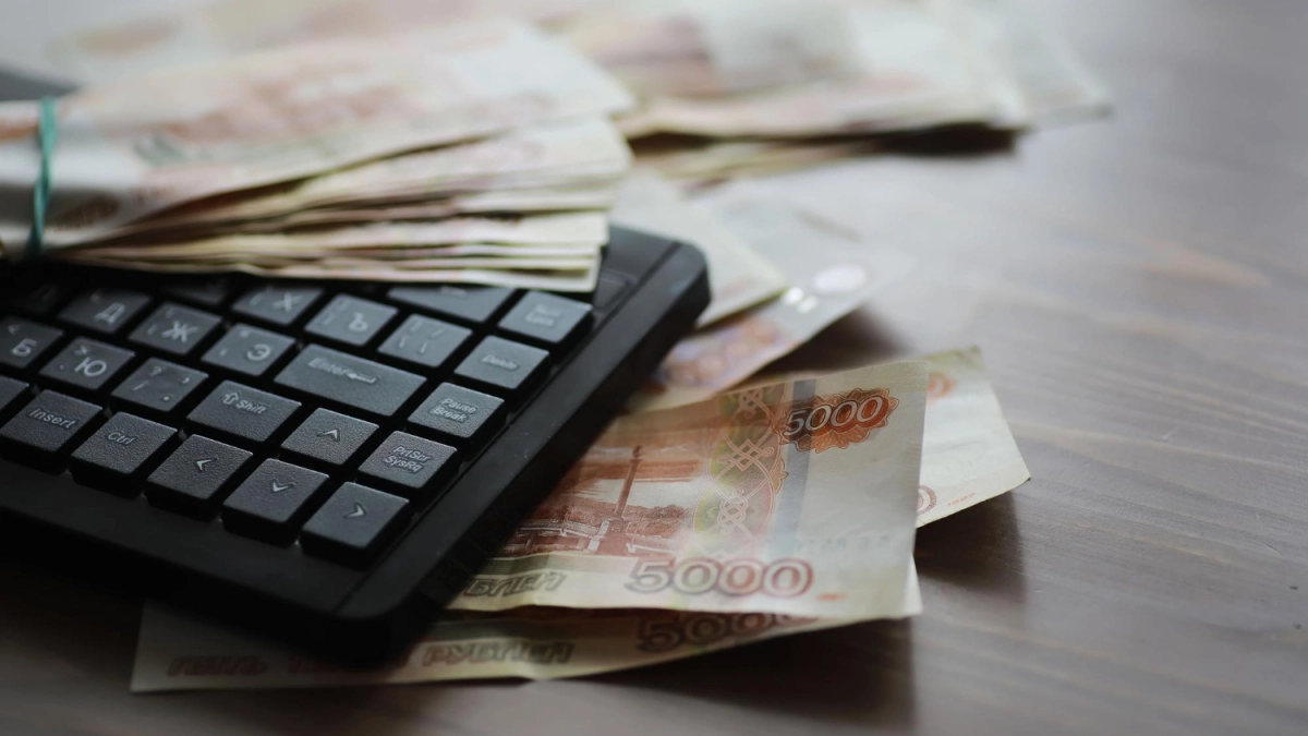 Ставка 18% вместо 15%: кого коснутся поправки по налогу на вклады