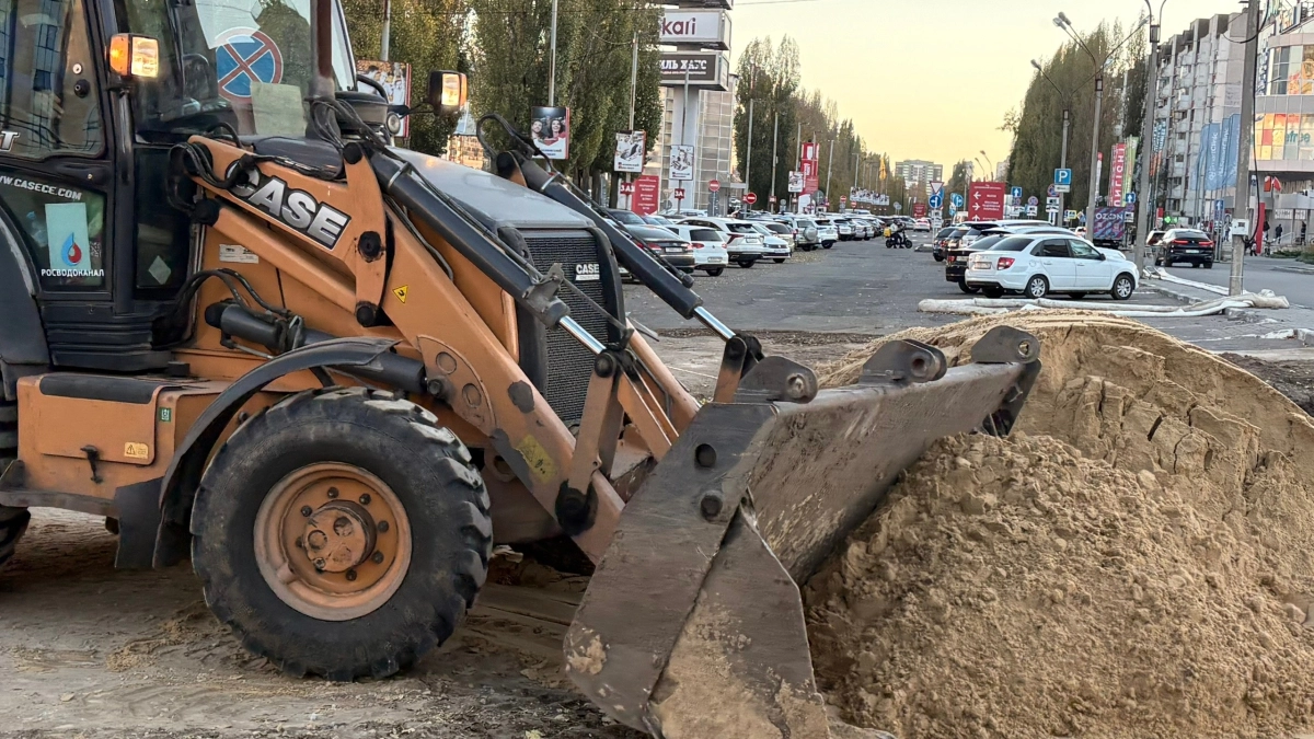 В Коминтерновском районе Воронежа восстановили повреждённый коллектор