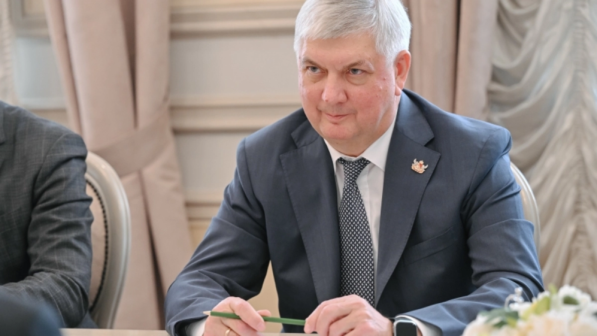 Гусев обсудил с послом Пакистана расширение сотрудничества