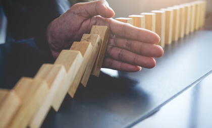 Вы между “уже нет” и “еще не”: 9 способов не сломаться в кризисе