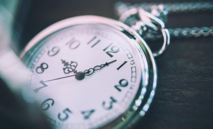 10 лет vs 40 лет: почему год ощущается по-разному (и дело не во времени)