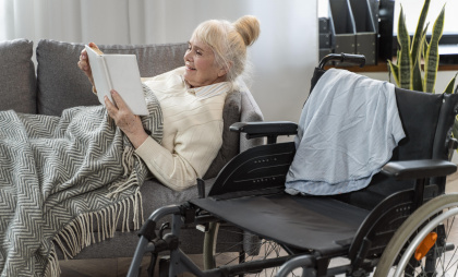 Социальные пенсии вырастут на 6,8%: таблица новых сумм для инвалидов и пожилых